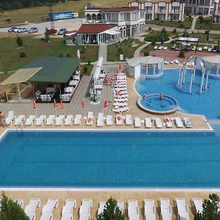 Апартаментен Туристически Комплекс Аква Терми Krasnovo Eksteriør billede